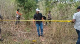 Sigap Kapolsek Kuta langsung olah TKP, Guna memastikan Siapa Pelaku Pembuangan Bayi malang tersebut|Photo Rossi Lombokdaily.net|